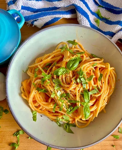 Creamy Roasted Red Pepper Pasta