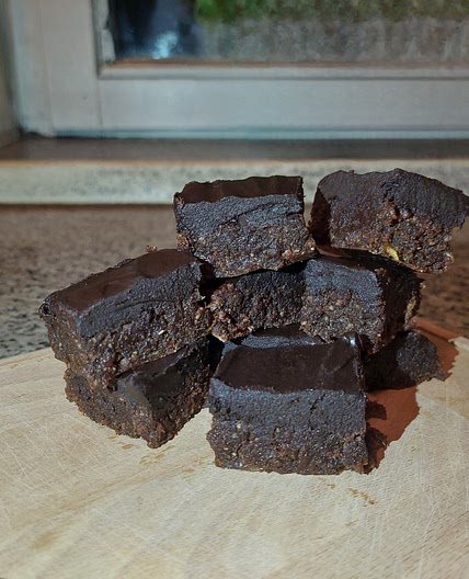 Easy and Delicious Peanut Butter Brownies with Honey Cocoa Frosting