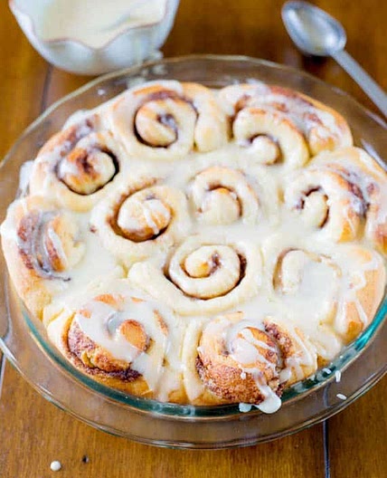 Easy Cinnamon Rolls (from scratch)