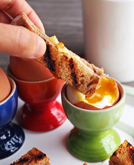 Mini Scrambled Eggs with Cheese and Toast Soldiers