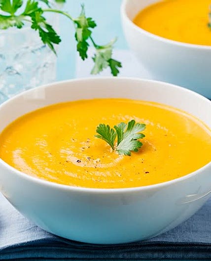 Oma's Gemüse Suppe