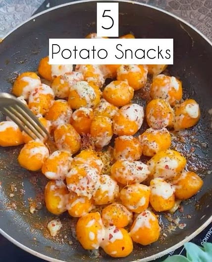 1. Cheesy Masala Potatoes