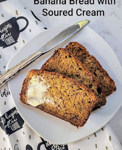 Banana Bread with Soured Cream