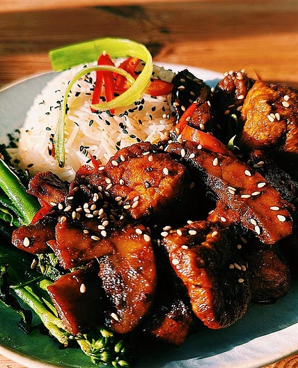 TERIYAKI TOFU MUSHROOM STIR FRY