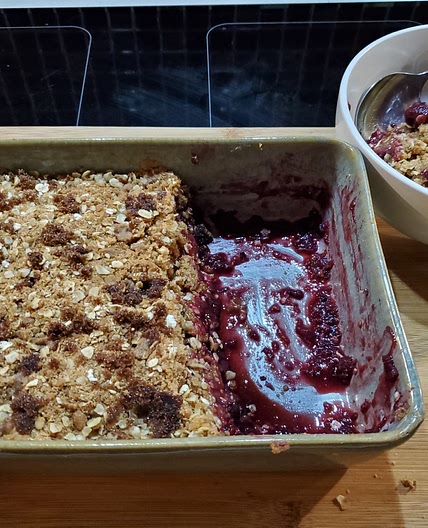 Blackberry & Apple Crumble (Airfryer)