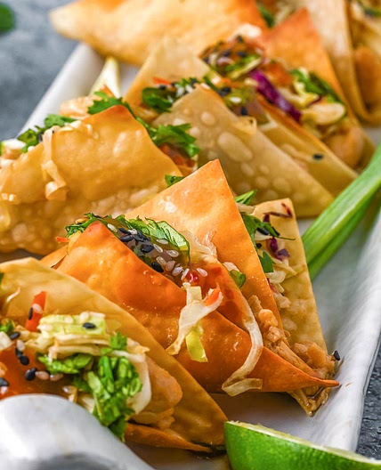 APPLEBEE'S WONTON CHICKEN TACOS