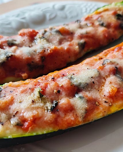 Courgette Pizza Boats (Vegetarian)