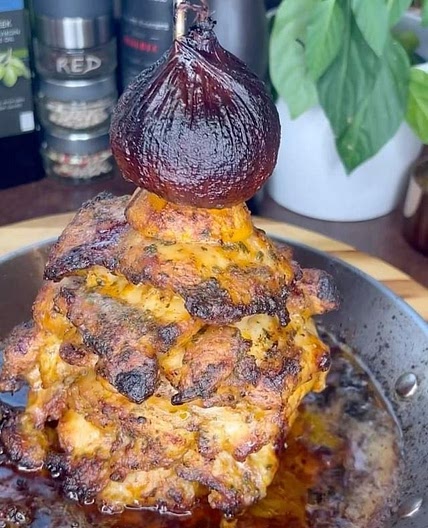  Kebabs on vertical roaster 