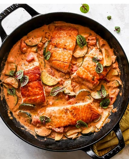 20-Minute Creamy Tomato Salmon Skillet
