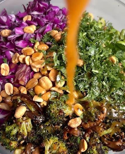 CHILI CRUNCH CHOPPED VERMICELLI SALAD