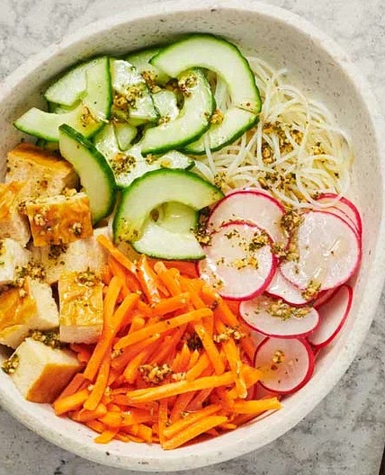 Simple Veggie Noodle Bowl