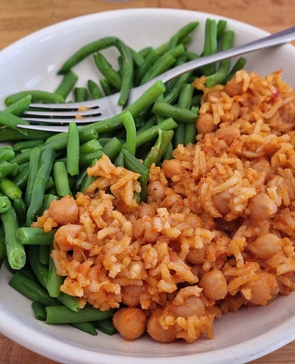 Riz aux pois chiches à la tomate et au cumin