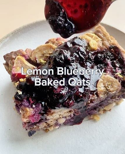 Lemon Blueberry Baked Oats