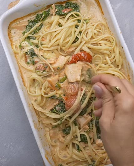 Schnelle Ofen-Lachs-Pasta
