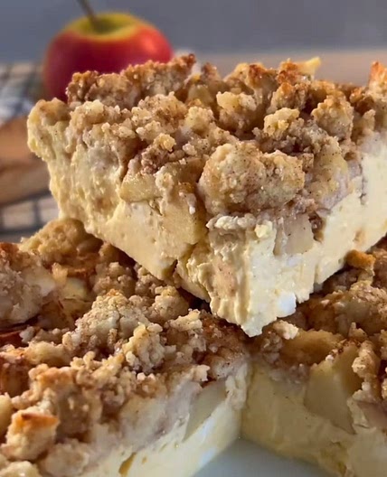 Knusperstreusel Apfel-Zimt Käsekuchen