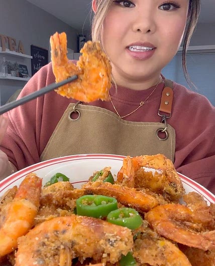 Restaurant style salt and pepper shrimp is something my dad make