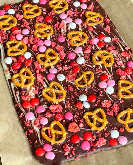 Valentine’s Chocolate Bark