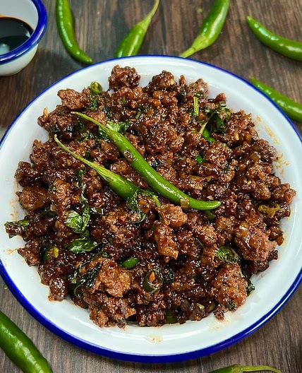 Pad Kra Pao (Thai Pork and Basil) (serves 4)