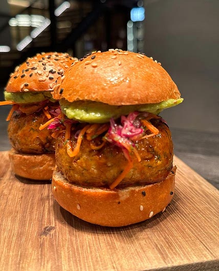 King’s Hawaiian Burger