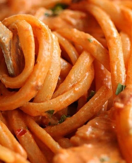 SPICY CHICKEN PASTA | Serves 2