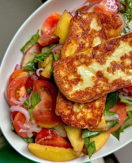 🍅HALLOUMI, TOMATO &amp; PEACH SALAD🍅