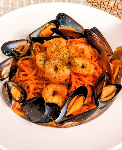 Simple Seafood Pasta