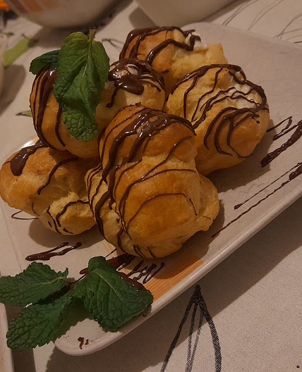 Profiteroles