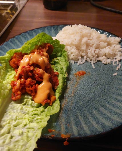 Gefüllte Salatblätter mit Reis