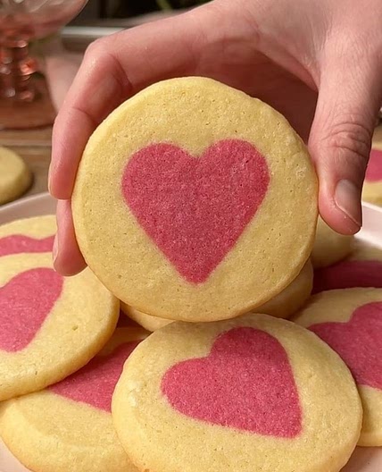 DIY SLICE AND BAKE HEART COOKIES