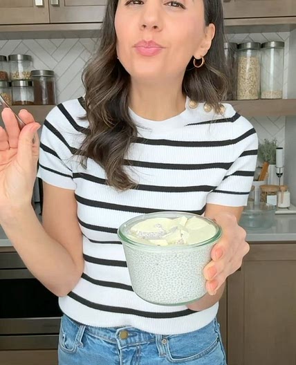 White chocolate chia pudding