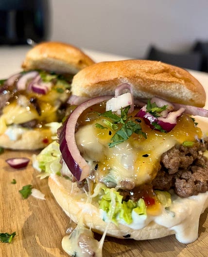Mango Chutney Beef Burgers