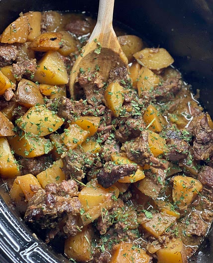 Crock Pot Beef and Potatoes 