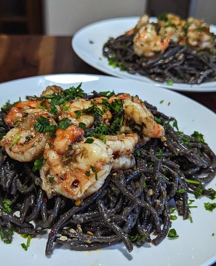 Lemon and Garlic Prawn Pasta