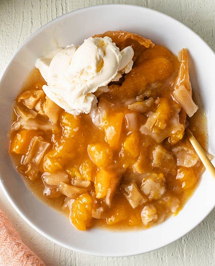 Peach Cobbler with Canned Peaches