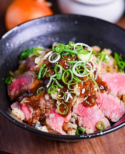 Chaliapin Steak Don (Food Wars! Shokugeki no Soma Copycat Recipe)
