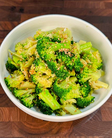 맛있어서 자주 만들어 먹는 브로콜리무침!