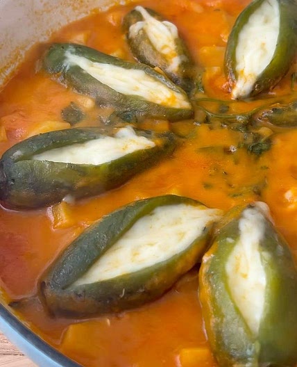 Jalapeños Rellenos