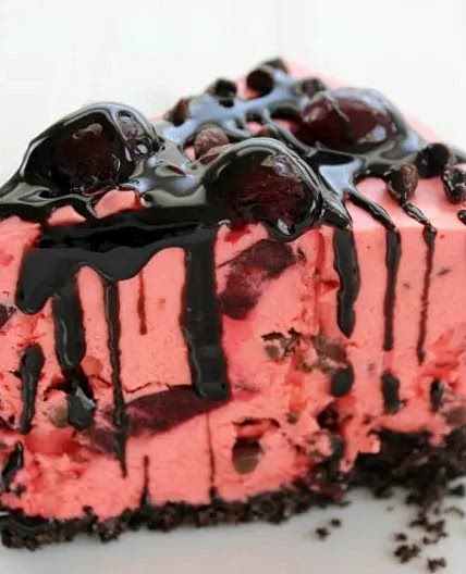 Oreo Cherry Chocolate Chip No Bake Cheesecake