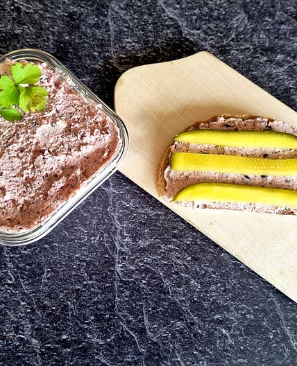 Vegane Leberwurst - Herzhafter Brotaufstrich aus Kidneybohnen