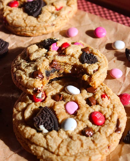 Valentine's Day Oreo Cookies