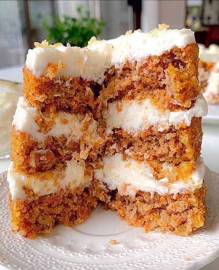 @sara.haven mini carrot cake with cream cheese frosting