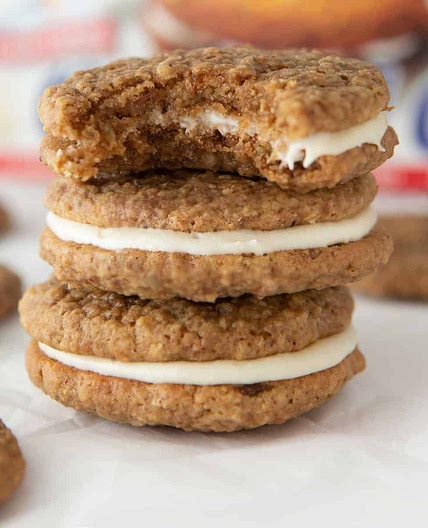 Homemade Oatmeal Creme Pies
