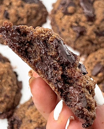Chocolate Chunk Almond Flour Cookies 