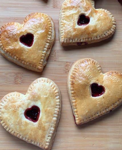 Cherry pies 🍒