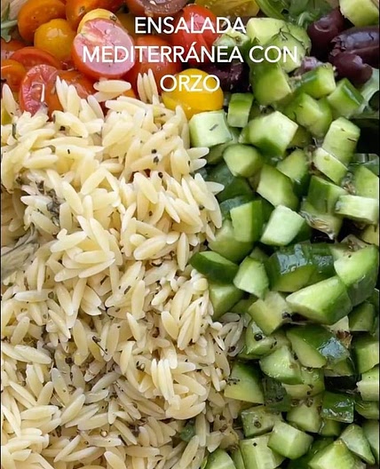 ENSALADA MEDITERRÁNEA CON ORZO. . La clave de cualquier ensalada