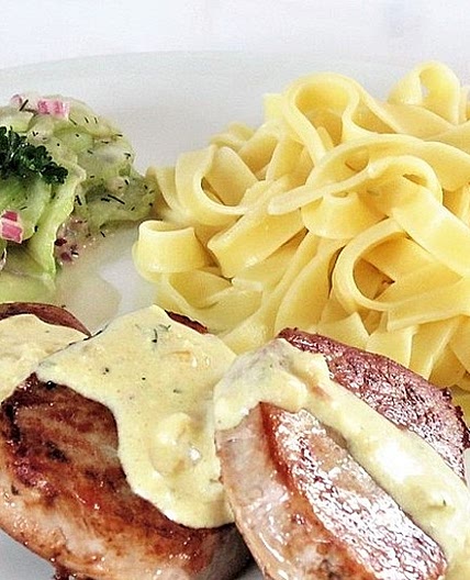 Schweinemedaillons mit Tagliatelle