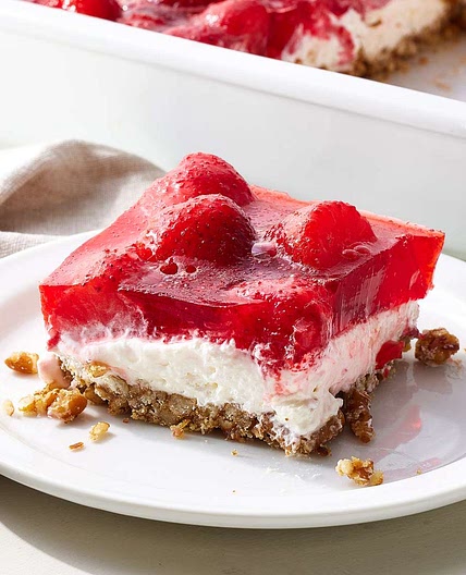 Strawberry Pretzel Salad