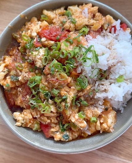 Chinese style tomato egg rice 