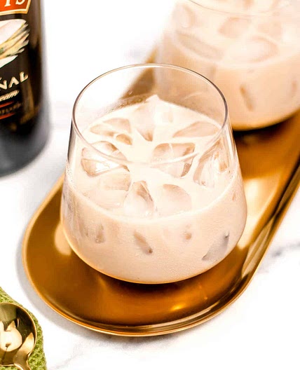 Baileys White Russian