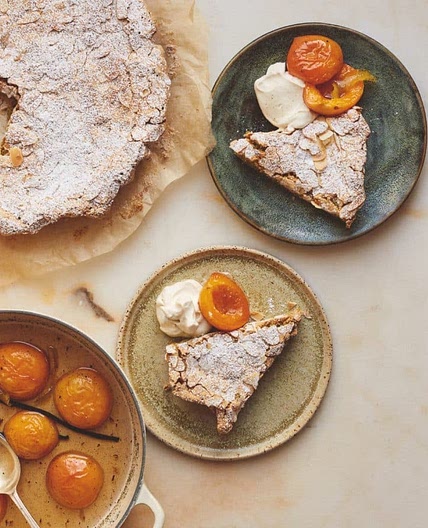 One basic gluten-free cake: pistachio macaron cake with elderflower apricots